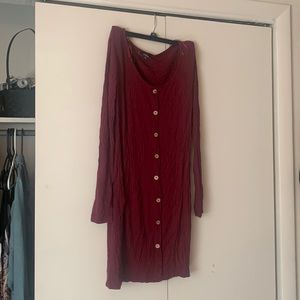 Red body con long sleeve dress!